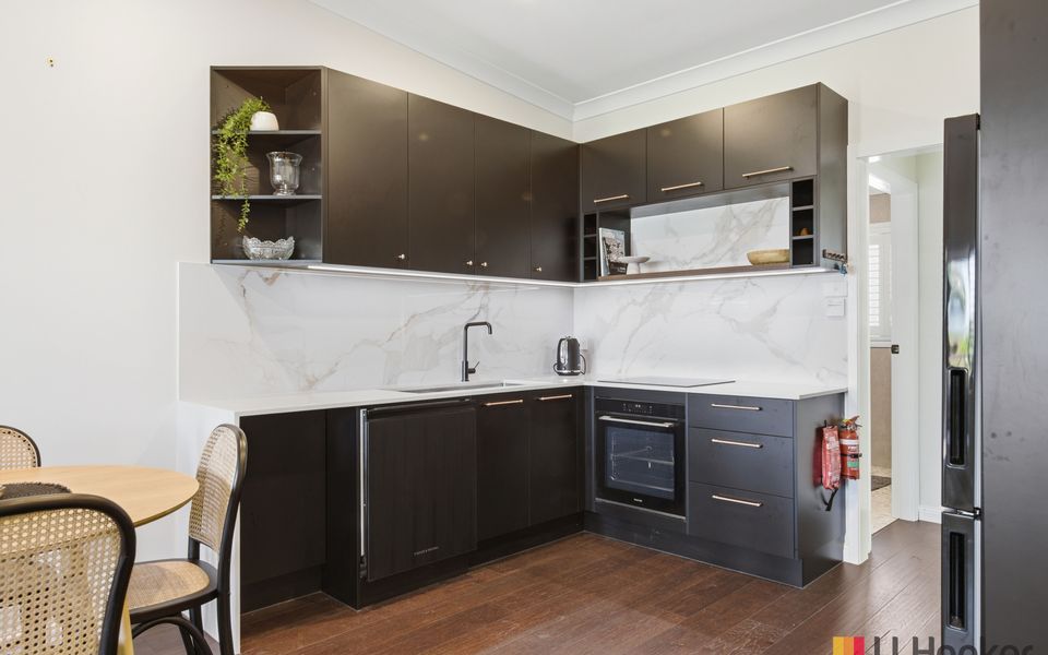 Peter Crescent Paradise