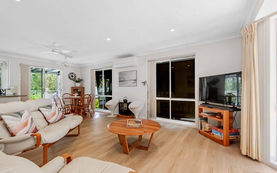 Northside Escape By The Pool