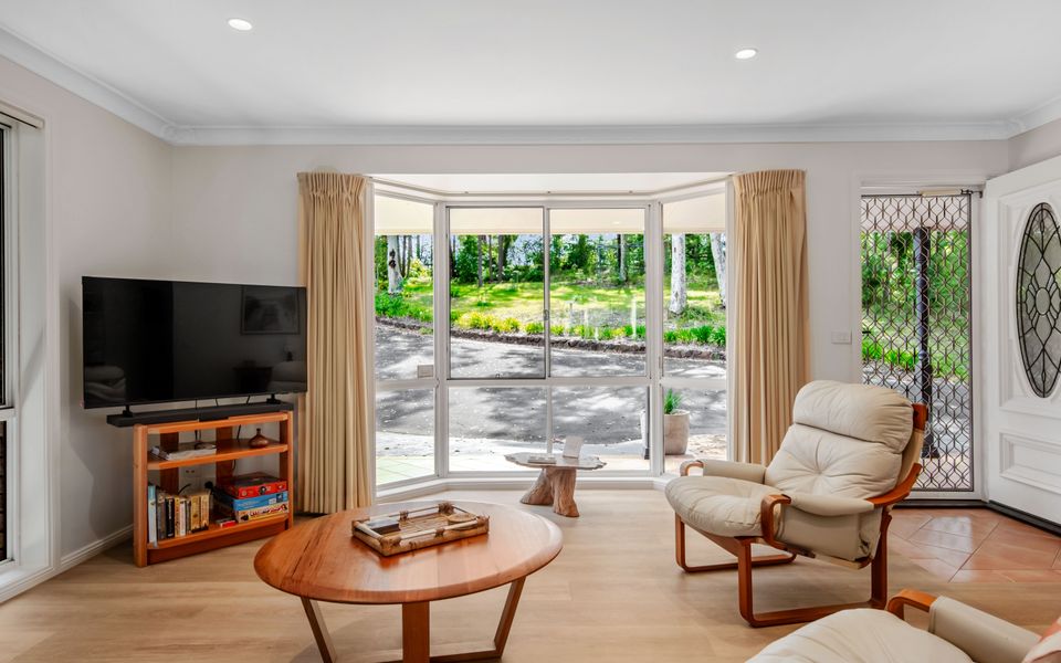 Northside Escape By The Pool