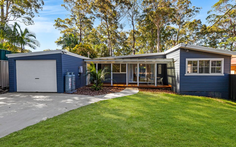 The Blue Beauty Family Home in Mossy Point