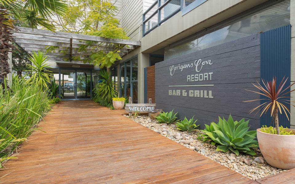 109-202-208 Beach Road, Batehaven