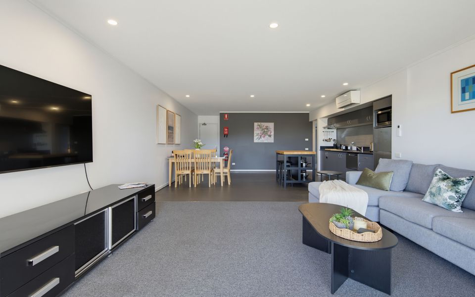 109-202-208 Beach Road, Batehaven