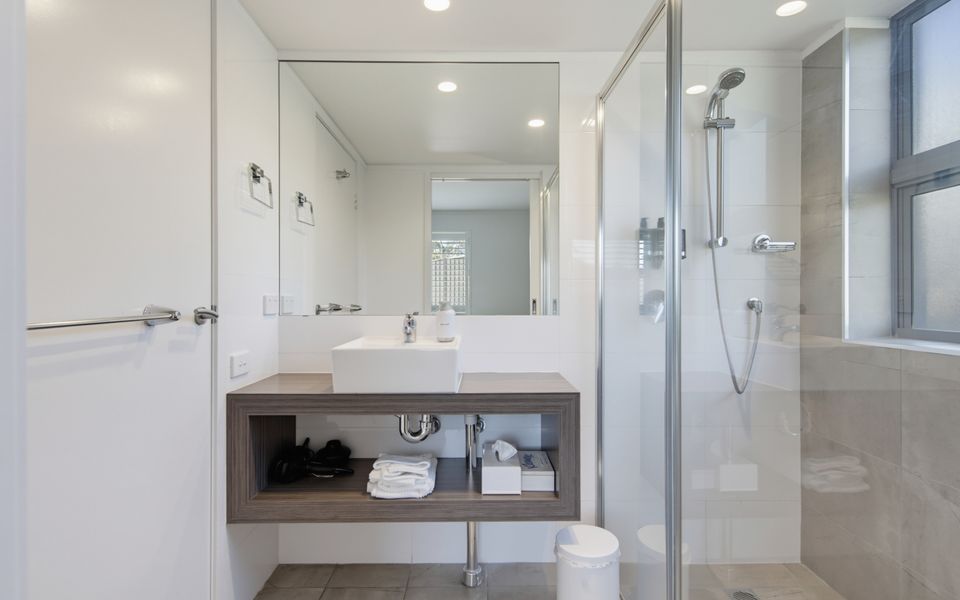 109-202-208 Beach Road, Batehaven