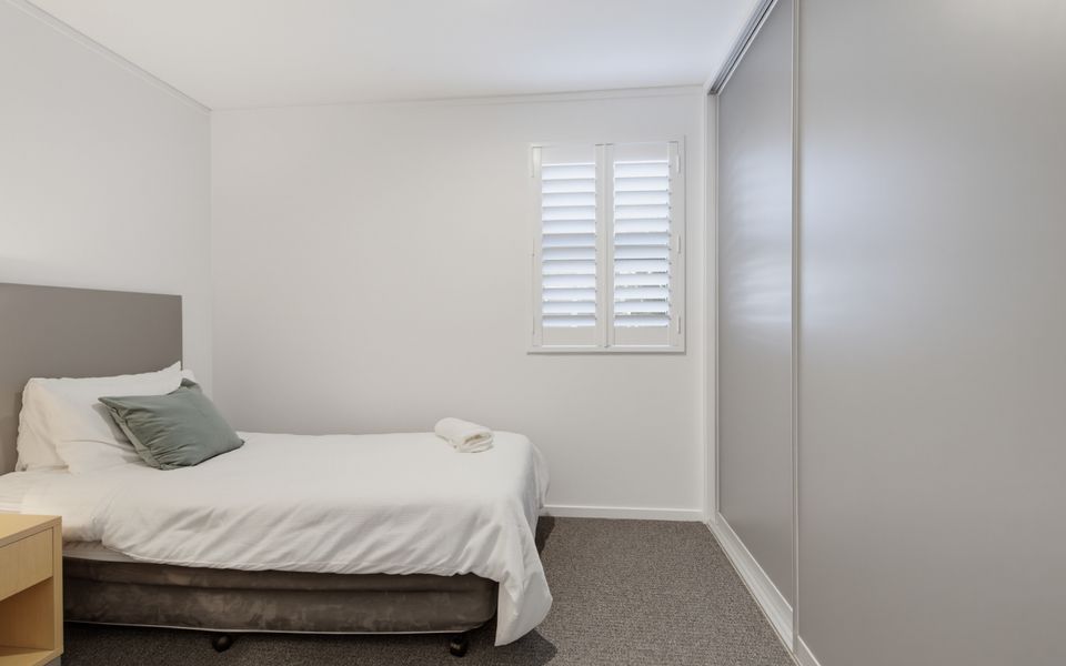109-202-208 Beach Road, Batehaven