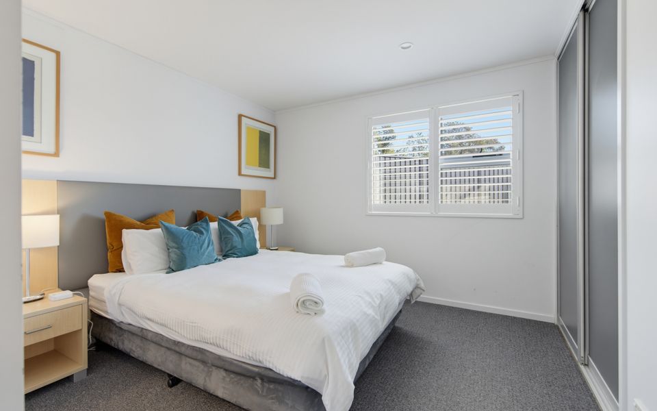 109-202-208 Beach Road, Batehaven