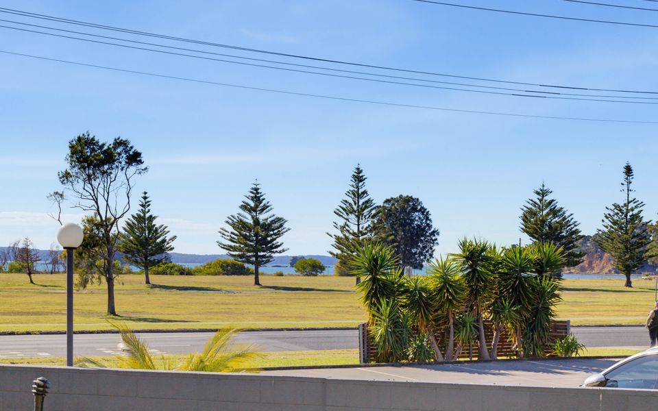 109-202-208 Beach Road, Batehaven