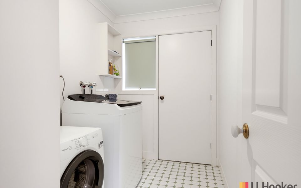 3/1 Eric Fenning Drive, Surf Beach