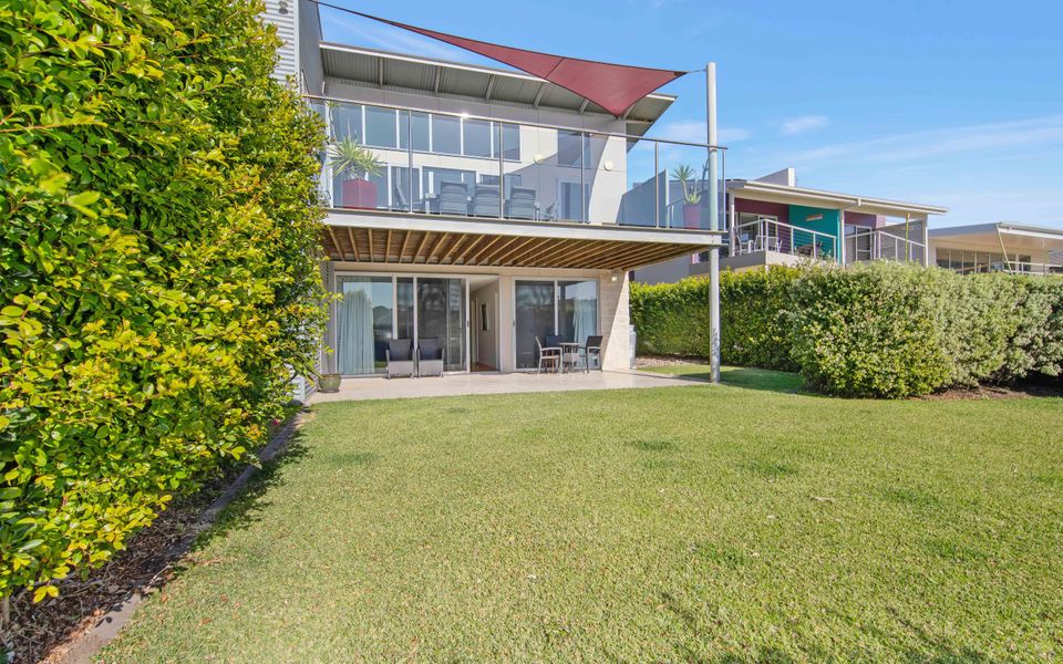 Malua Bay Beach At Your Back Door