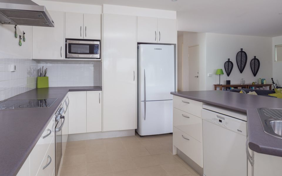 Beachfront Duplex on Denhams – PID-STRA-35842