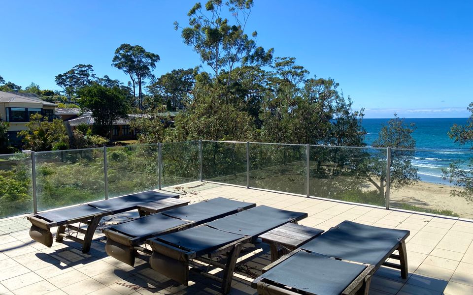 Beachfront Duplex on Denhams – PID-STRA-35842