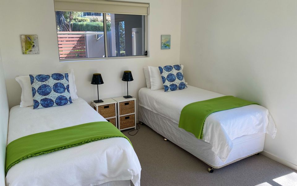 Beachfront Duplex on Denhams – PID-STRA-35842