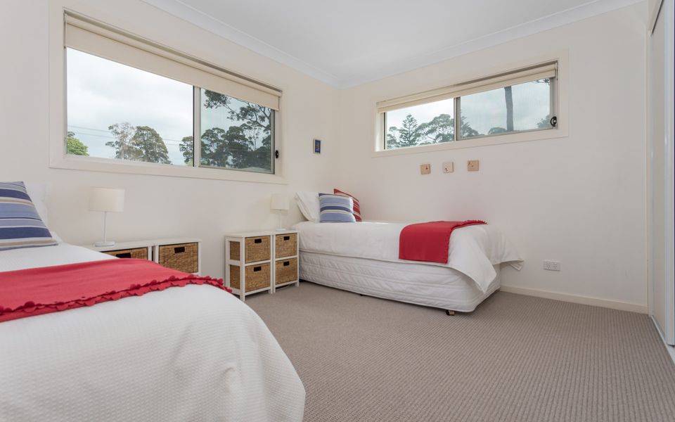 Beachfront Duplex on Denhams – PID-STRA-35842