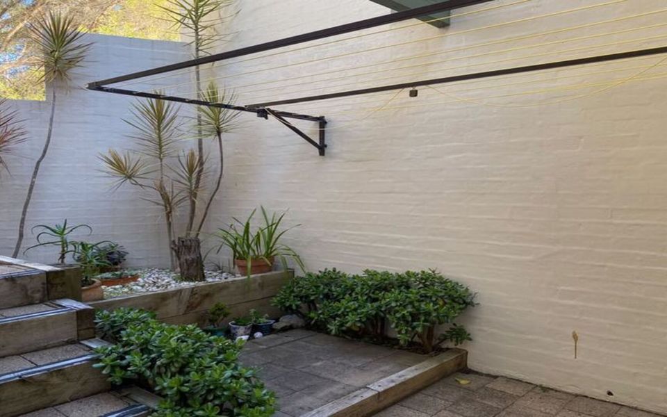 Bos’n’s on Wimbie Beach Unit Twenty Five