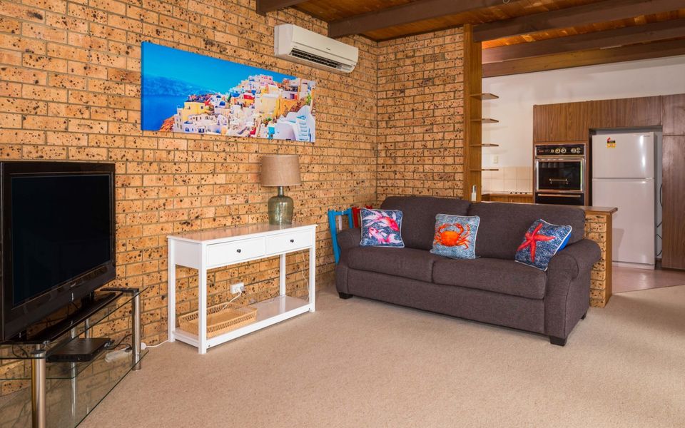 ‘Nandina’ Coastal Clifftop Lookout