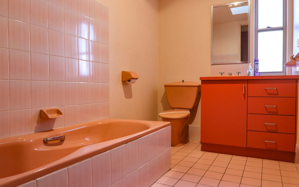 Leafy Long Beach Hideaway