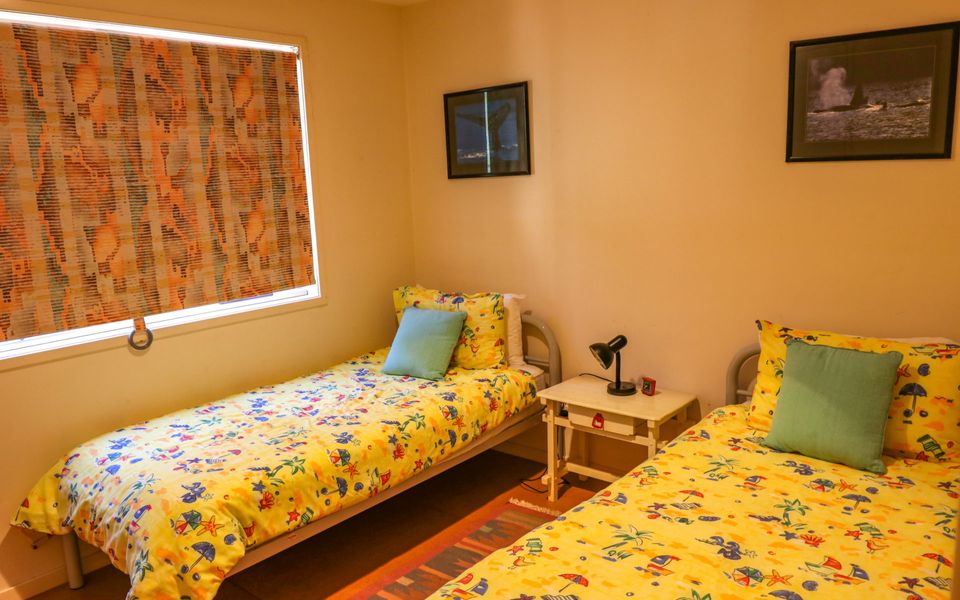 Leafy Long Beach Hideaway