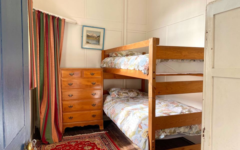 ‘Amaroo’ on Candlagan