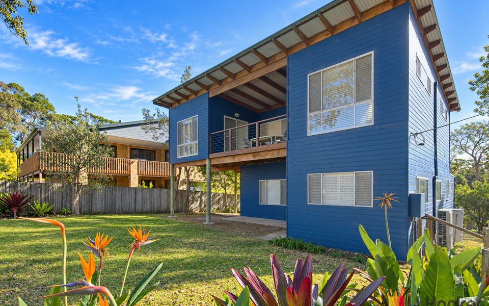The Blue House at Durras
