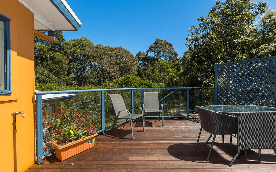 104 Tallawang Avenue, Malua Bay