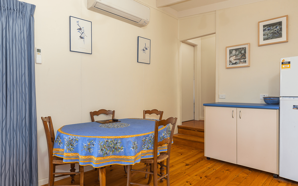 104 Tallawang Avenue, Malua Bay