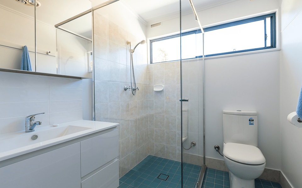 104 Tallawang Avenue, Malua Bay