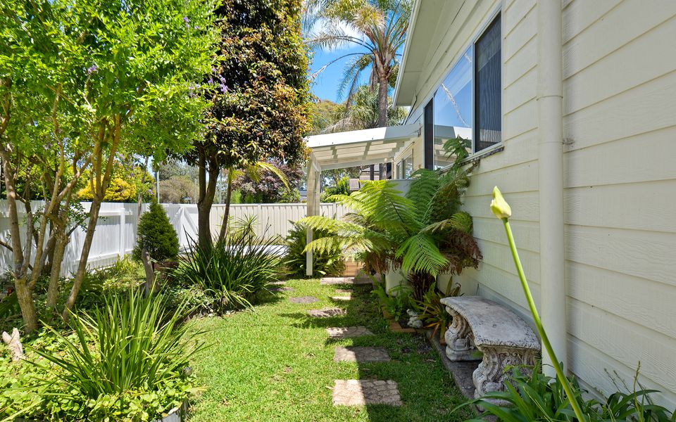 1 Myamba Parade, Surfside