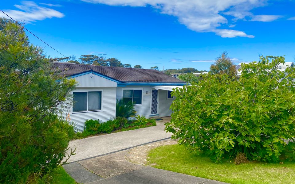 48 Iluka Avenue, Malua Bay