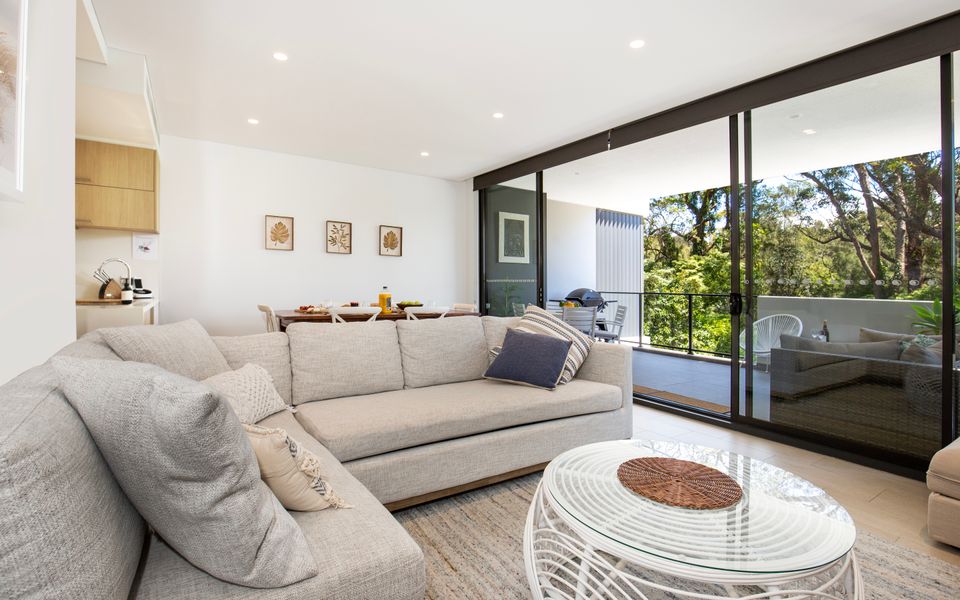 Obsidian Blue Huskisson