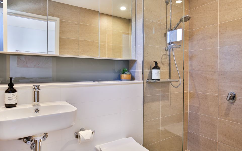 Obsidian Blue Huskisson