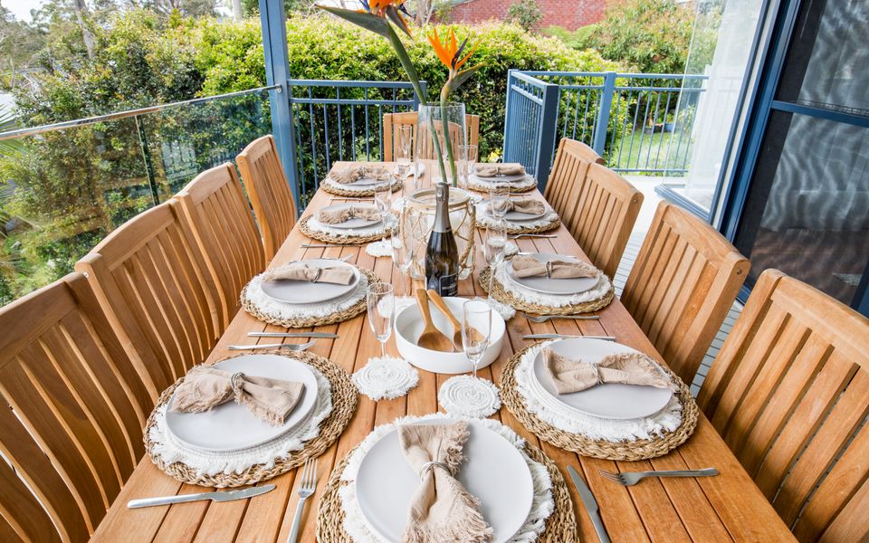 Latitude South Coast - vincentia holiday rentals balcony dining set