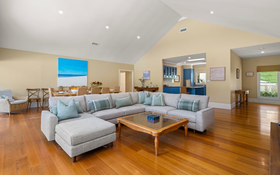 indoor lounge and family room in south coast accommodation