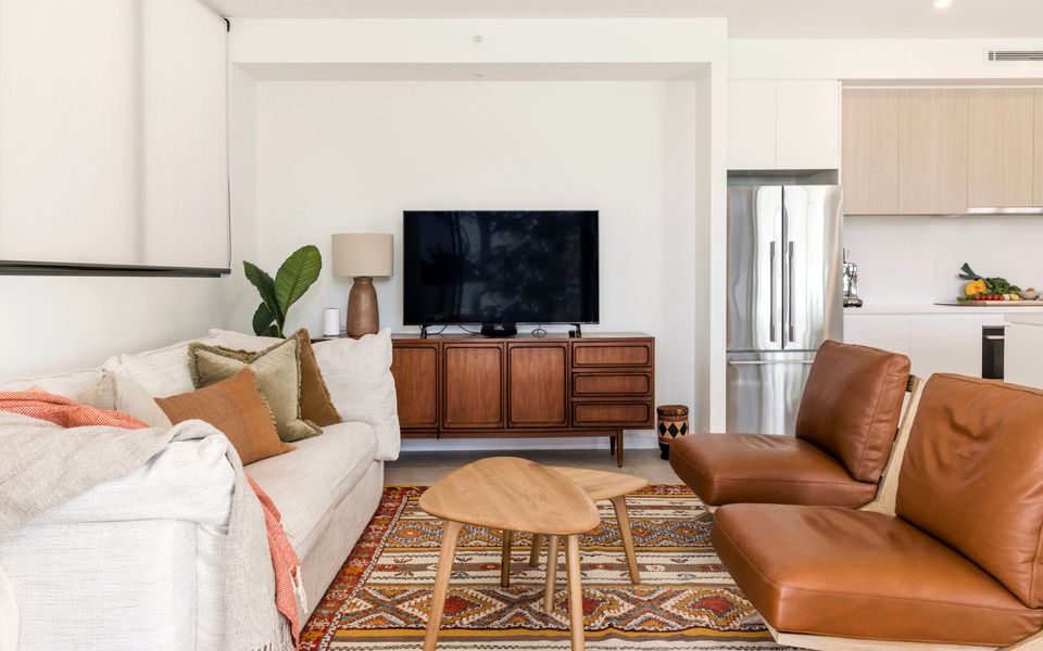 Latitude South Coast - huskisson accommodation tv and living room