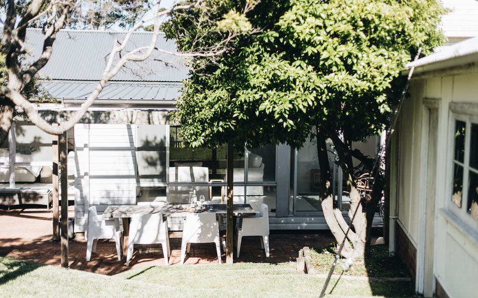 Latitude south coast - hyams beach accommodation outdoor dining table