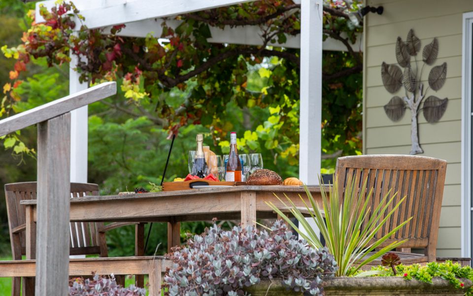 The Byres – Quaint Country Cottage with EV Charger