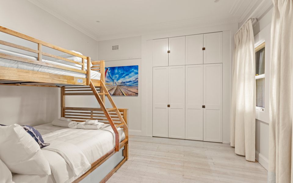 Brae View House – By Latitude South Coast