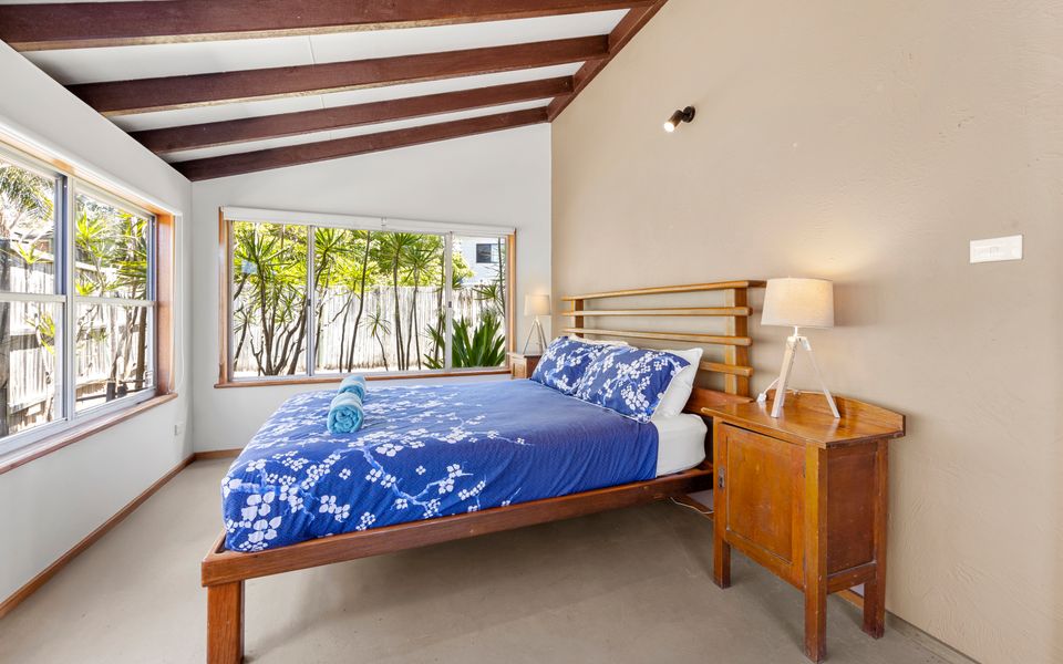 El Cid – By Latitude South Coast