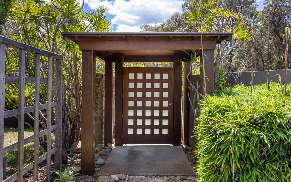 El Cid – By Latitude South Coast