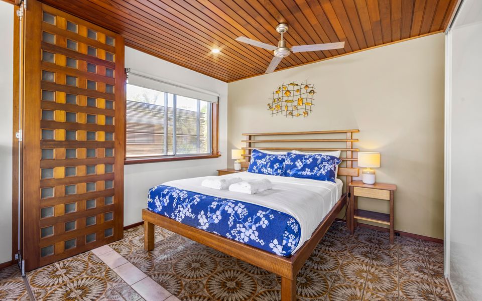 El Cid – By Latitude South Coast