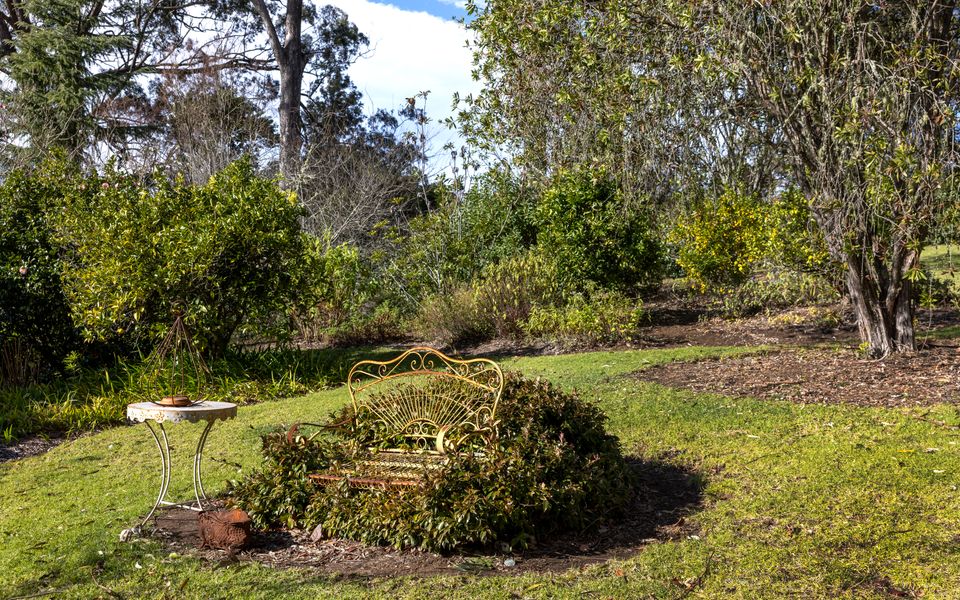 Mulgrave House – By Latitude South Coast