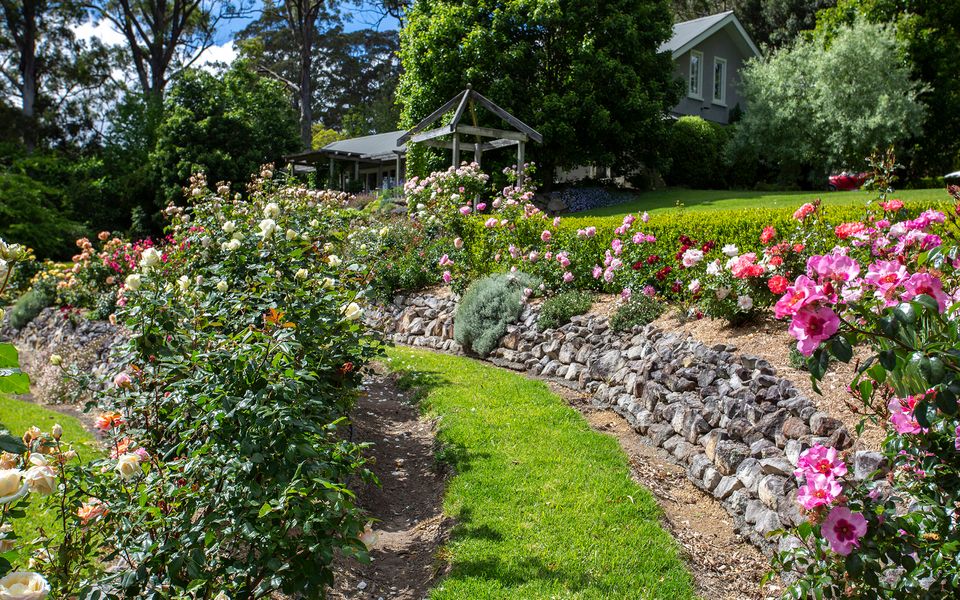 Mulgrave House – By Latitude South Coast