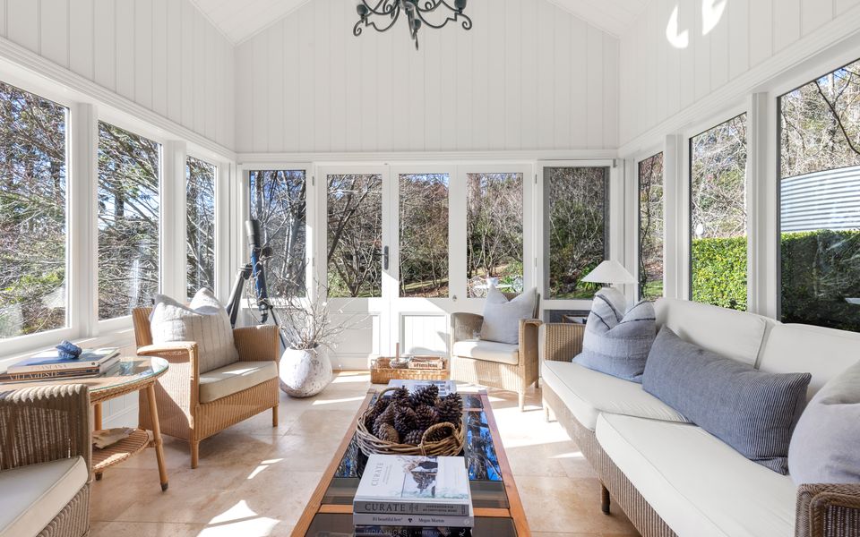 Mulgrave House – By Latitude South Coast