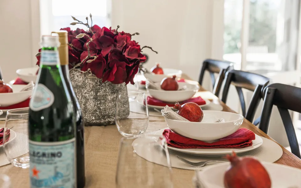 Mulgrave House and Cottage – By Latitude South Coast