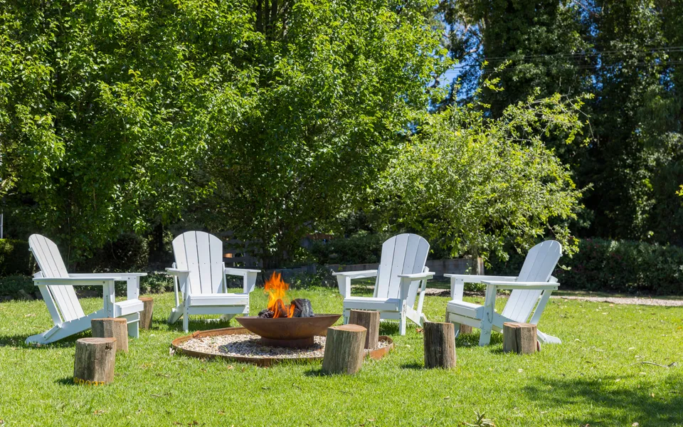 Mulgrave House and Cottage – By Latitude South Coast