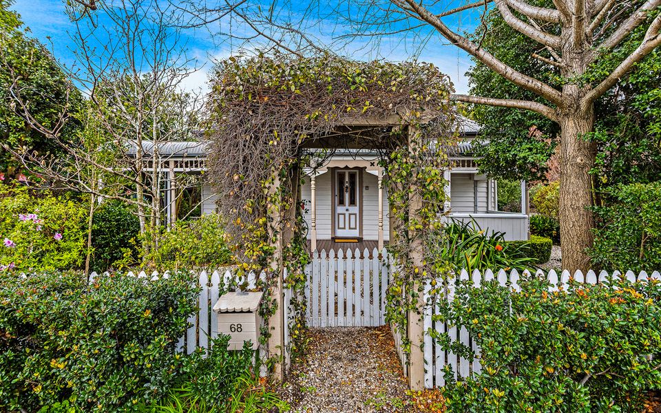 Circa 1890 by Latitude South Coast