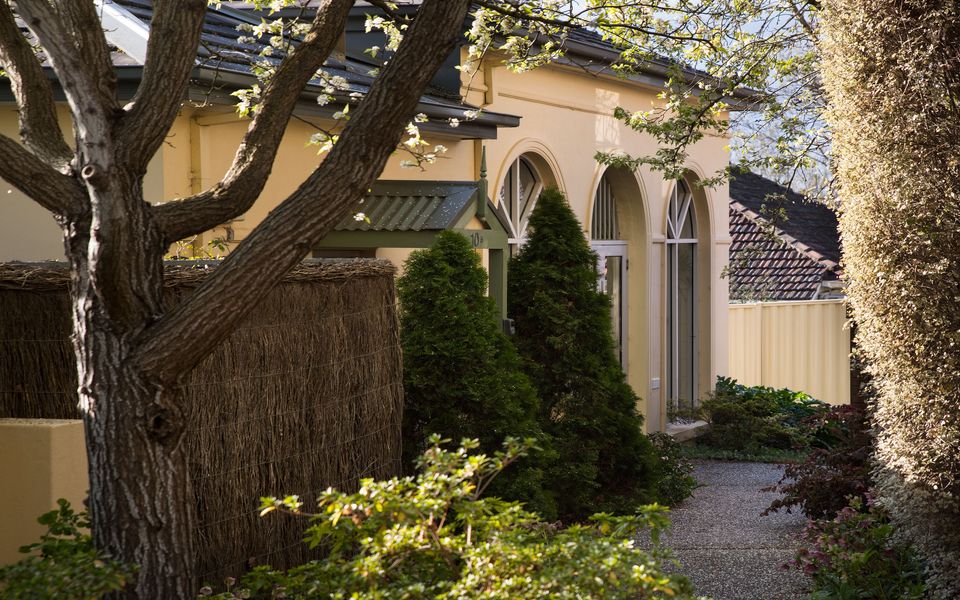 Courthouse Orchid Villa 6