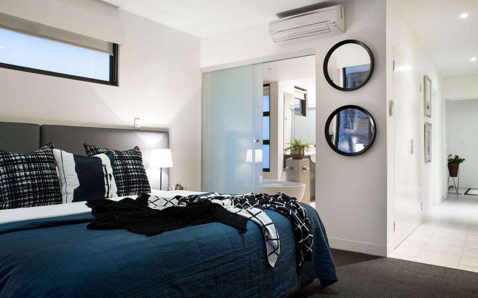 Lake Daylesford Lodge 5