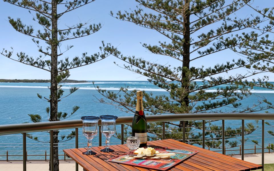 Golden Views Hideaway