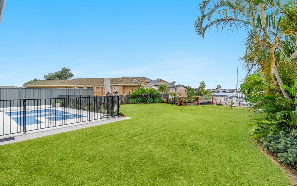 SUNSET WATERS | Waterfront with Pool