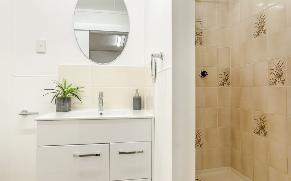 SUNSET WATERS | Waterfront with Pool