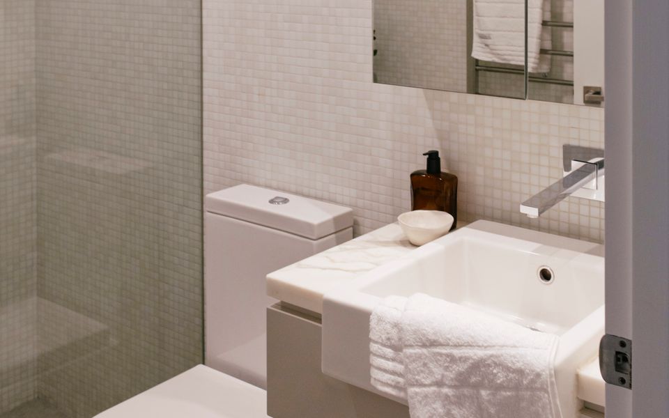 ON THE ROCKS | – Yamba’s Ultimate Absolute Beachdirft Residence